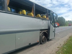 ВСУ ударили по автобусу с детьми ВСУ ударили по автобусу с детьми